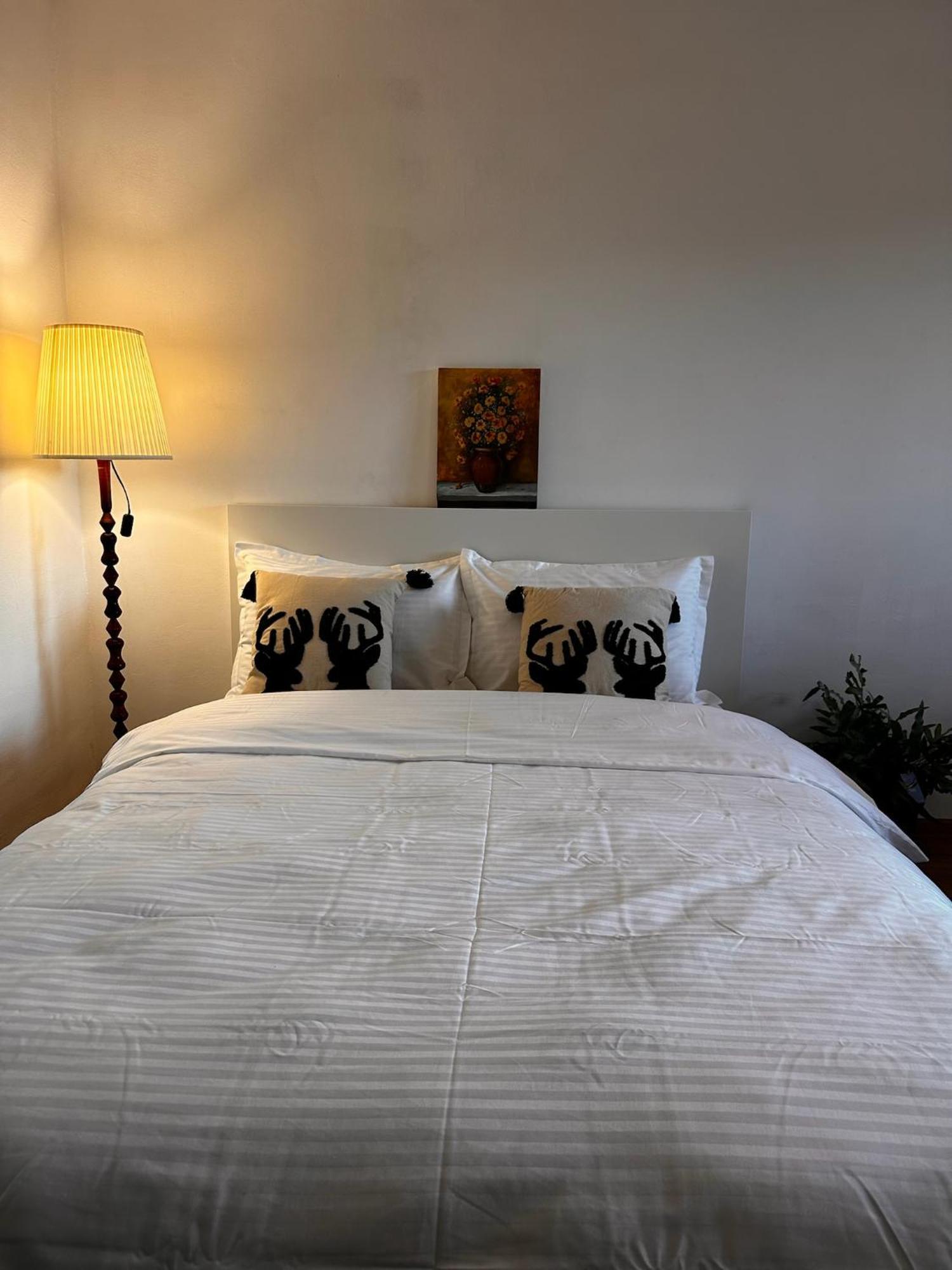 Romantic Charm, Spa, Free Early Check-In Bucarest Extérieur photo